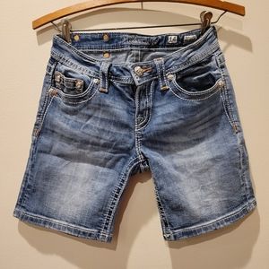 MISS ME - Girl's mid-shorts jeans beautiful embellished rear pockets Size 14